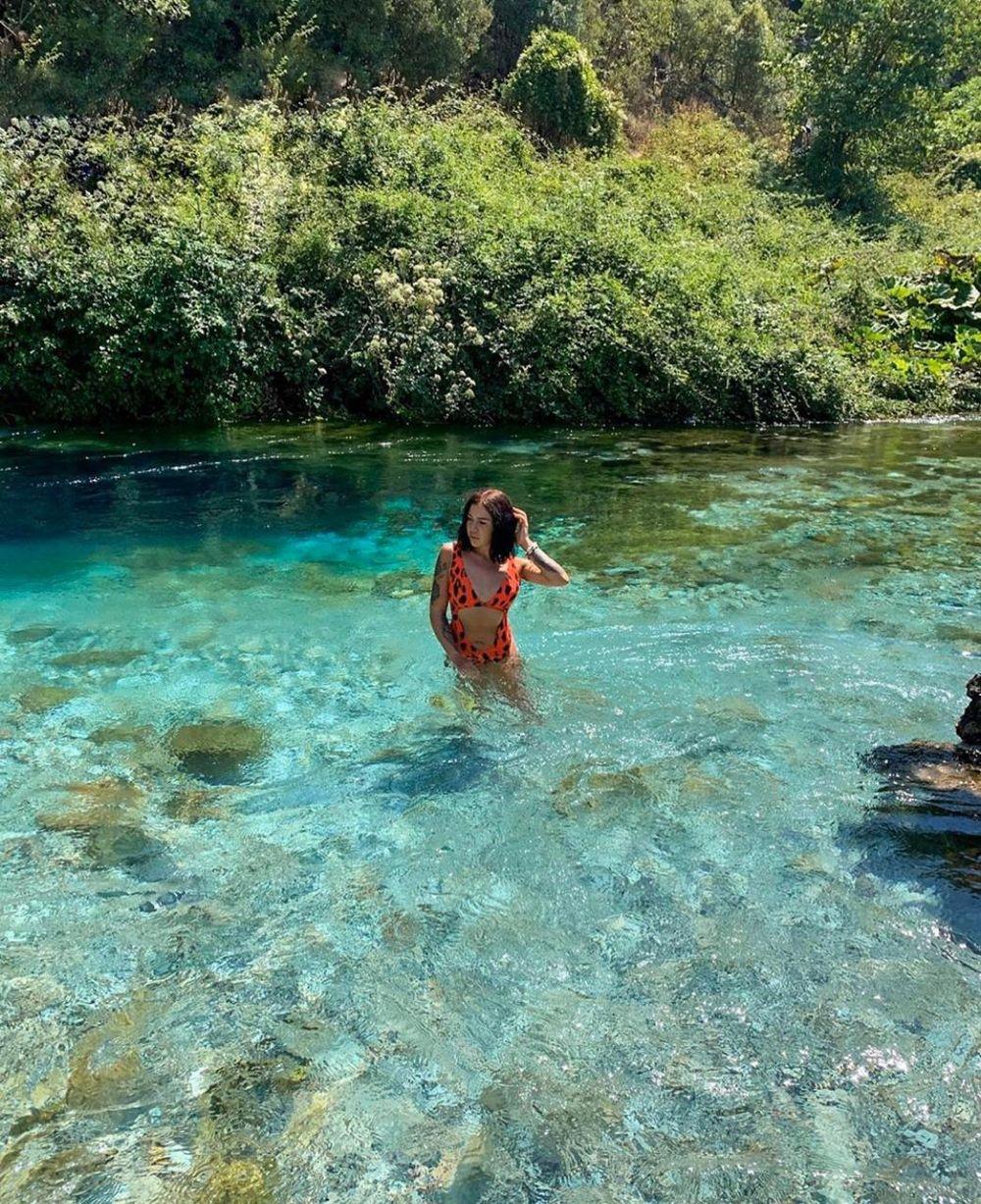 Saranda - Gjirokastra - Butrint 2 Days Tour - "Zogu i Zi" Square, "Asllan Rusi" Sport Palace 